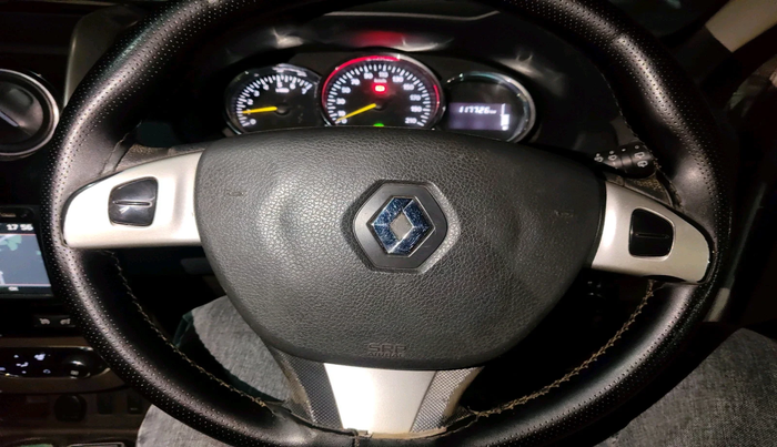 2016 Renault Duster 110 PS RXZ DIESEL, Diesel, Manual, 1,17,726 km, interior