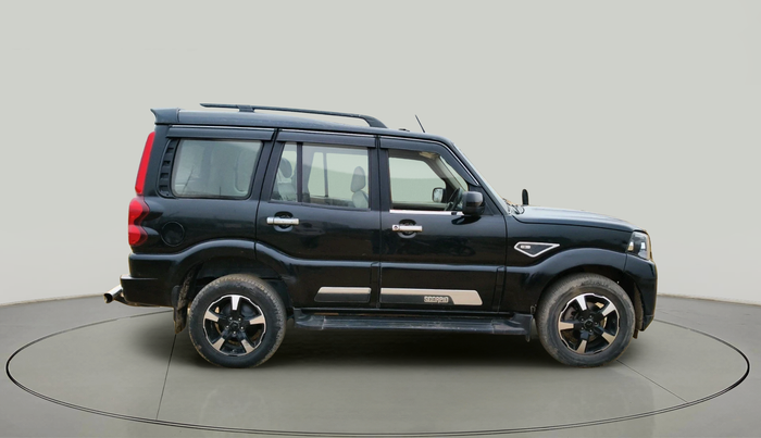 2023 Mahindra SCORPIO CLASSIC S11 MT 7S CC, Diesel, Manual, 40,024 km, exterior