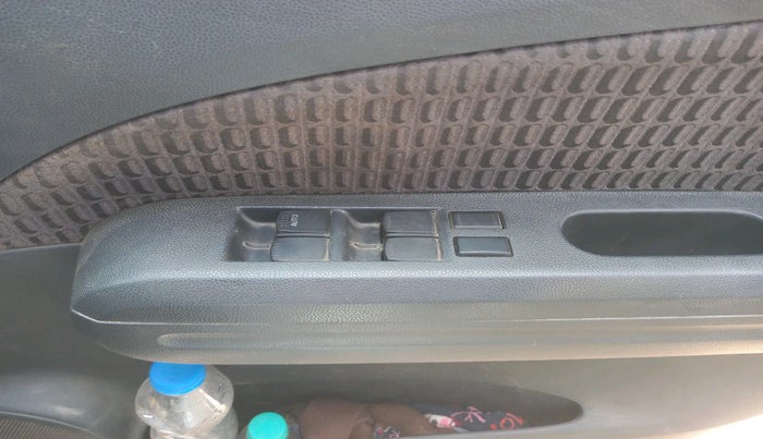 2013 Maruti Ritz VXI, Petrol, Manual, 1,05,046 km, interior