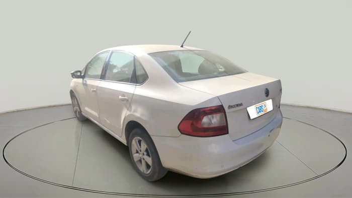 2015 Skoda Rapid Elegance 1.6 MPI AT, Petrol, Automatic, 92,169 km, exterior