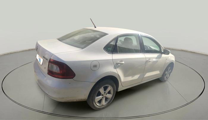 2015 Skoda Rapid Elegance 1.6 MPI AT, Petrol, Automatic, 92,169 km, exterior