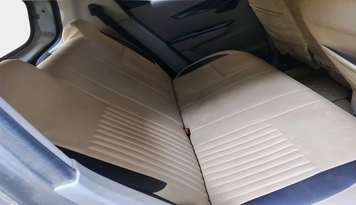 2016 Mahindra Kuv100 K4 PLUS D 6 STR, Diesel, Manual, 1,40,575 km, interior