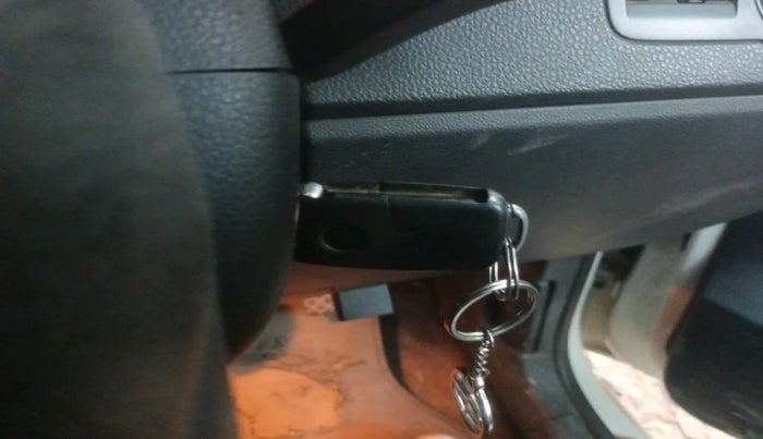 2016 Volkswagen Polo COMFORTLINE 1.2L, Petrol, Manual, 97,613 km, interior