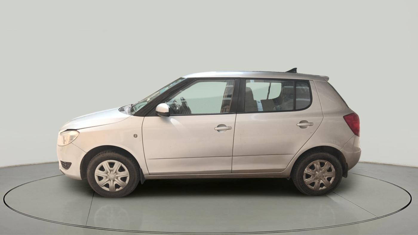 2011 Skoda Fabia ACTIVE 1.2 MPI, Petrol, Manual, 64,463 km, exterior