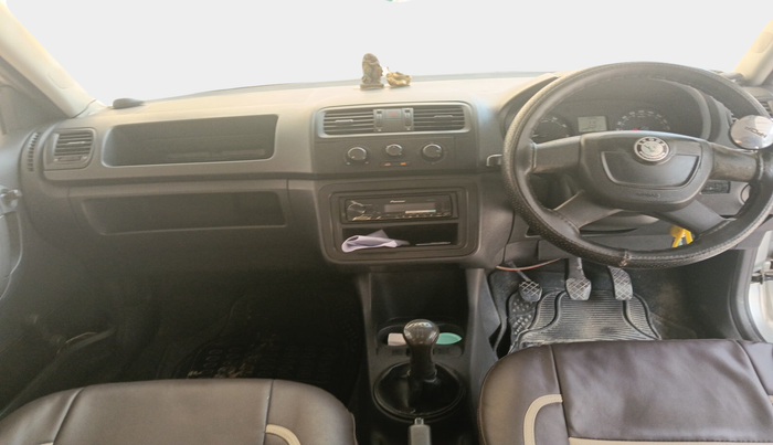 2011 Skoda Fabia ACTIVE 1.2 MPI, Petrol, Manual, 64,463 km, interior