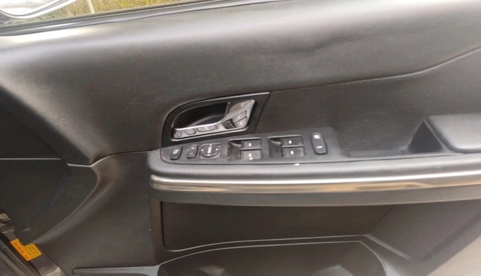 2018 Tata Hexa XTA 4X2 7 STR, Diesel, Automatic, 94,296 km, interior