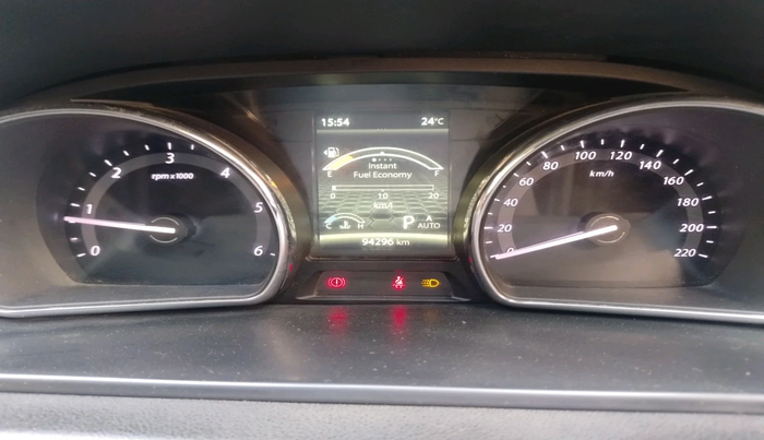 2018 Tata Hexa XTA 4X2 7 STR, Diesel, Automatic, 94,296 km, interior