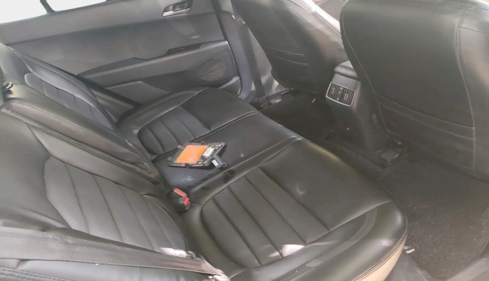 2017 Hyundai Creta SX PLUS AT 1.6 PETROL, Petrol, Automatic, 80,650 km, interior