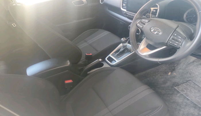 2019 Hyundai VENUE SX PLUS 1.0 TURBO DCT, Petrol, Automatic, 25,549 km, interior