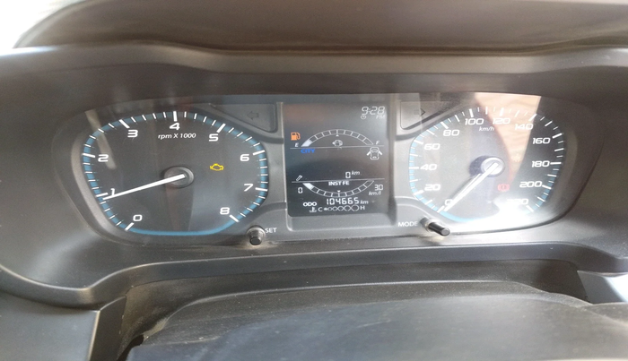 2021 Tata ALTROZ XE PETROL, Petrol, Manual, 1,04,665 km, interior