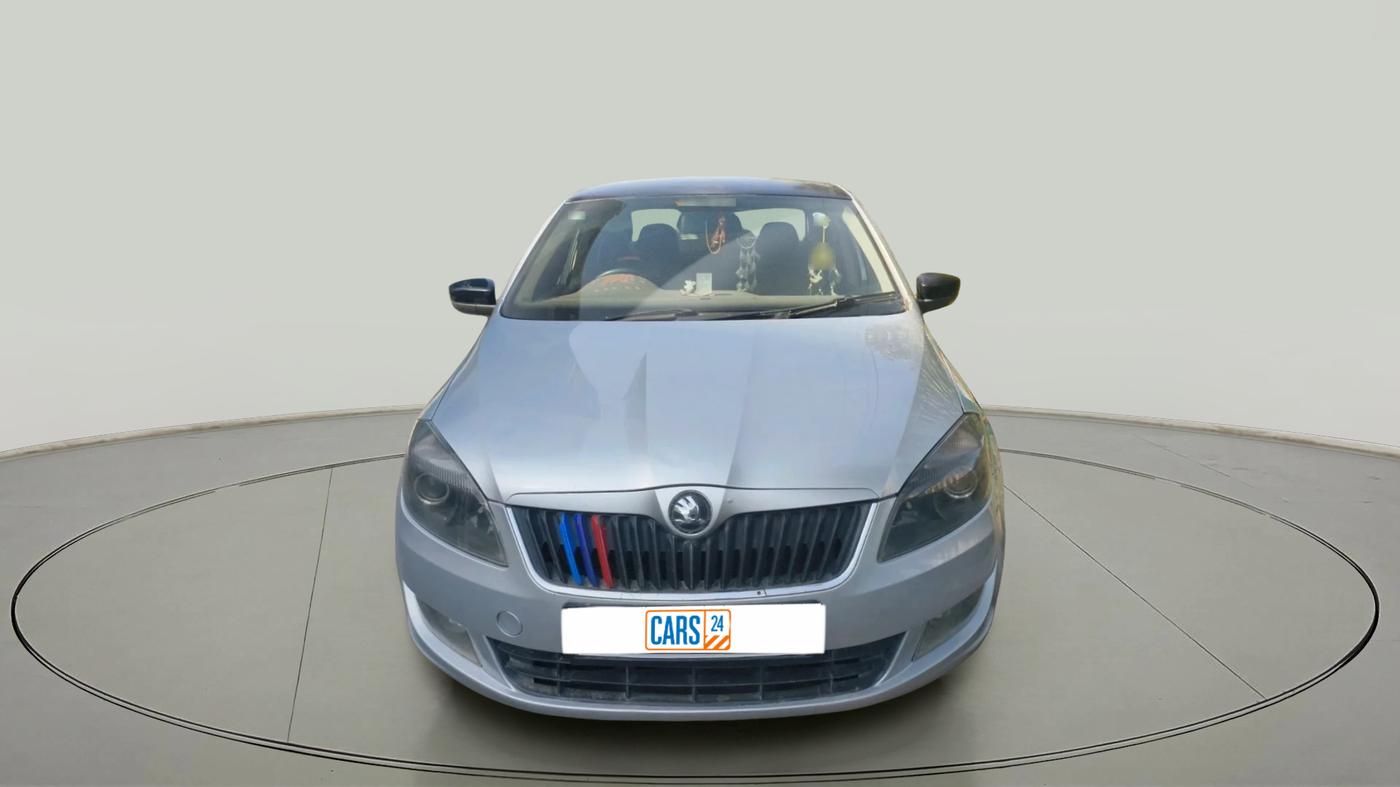 2015 Skoda Rapid AMBITION 1.6 MPI MT, Petrol, Manual, 1,04,778 km, exterior