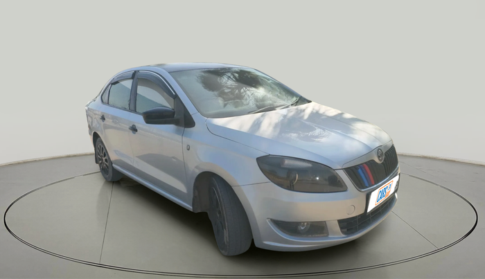 2015 Skoda Rapid AMBITION 1.6 MPI MT, Petrol, Manual, 1,04,778 km, exterior