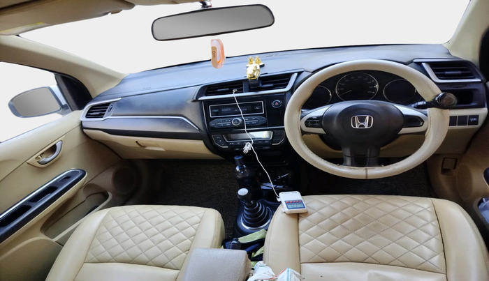 2017 Honda Amaze 1.5L I-DTEC VX, Diesel, Manual, 1,80,843 km, interior
