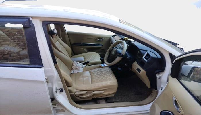 2017 Honda Amaze 1.5L I-DTEC VX, Diesel, Manual, 1,80,843 km, interior