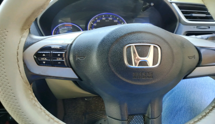 2017 Honda Amaze 1.5L I-DTEC VX, Diesel, Manual, 1,80,843 km, interior