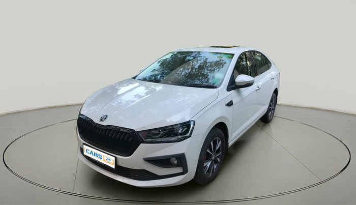 2022 Skoda SLAVIA STYLE 1.5L TSI MT, Petrol, Manual, 17,033 km, exterior