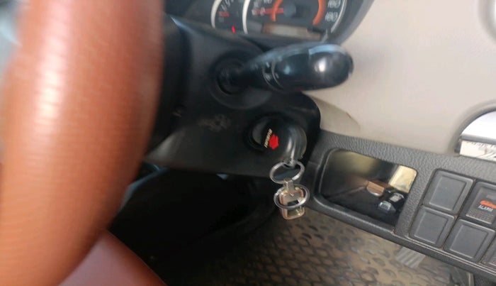 2015 Maruti Wagon R 1.0 VXI, Petrol, Manual, 98,248 km, interior