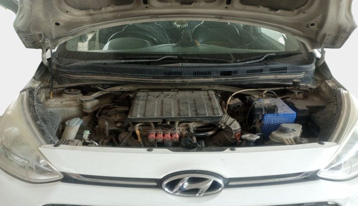 2017 Hyundai Grand i10 MAGNA AT 1.2 KAPPA VTVT, Petrol, Automatic, 1,62,579 km, exterior