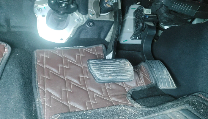 2024 Mahindra SCORPIO-N N Z8 S Petrol AT, Petrol, Automatic, 4,370 km, interior