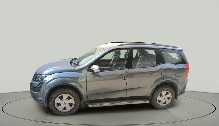 2016 Mahindra XUV500 W6, Diesel, Manual, 77,655 km, exterior