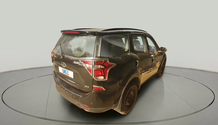 2018 Mahindra XUV500 W7, Diesel, Manual, 49,317 km, exterior