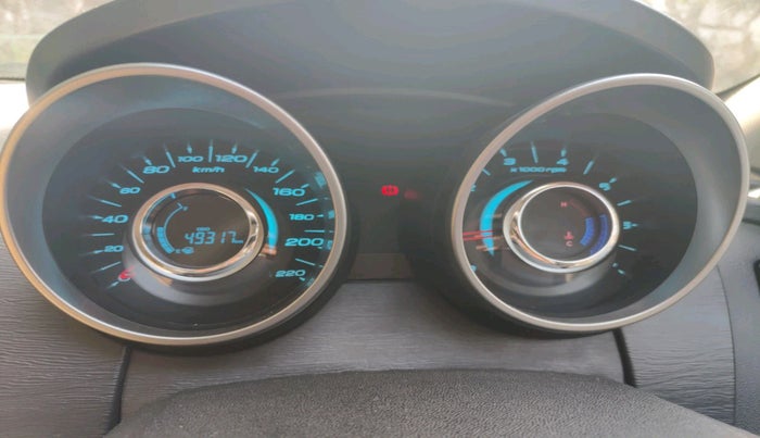 2018 Mahindra XUV500 W7, Diesel, Manual, 49,317 km, interior