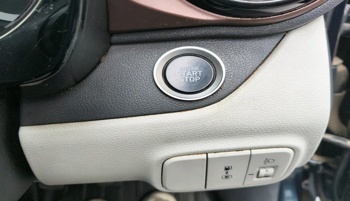 2022 Hyundai AURA SX 1.2 CNG, Petrol, Manual, 60,637 km, interior