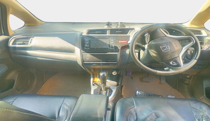 2015 Honda Jazz 1.2L I-VTEC V AT, CNG, Automatic, 1,30,988 km, interior