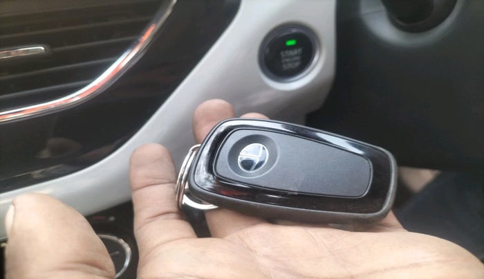 2022 Tata NEXON XZA PLUS (HS) PETROL, Petrol, Automatic, 17,120 km, interior