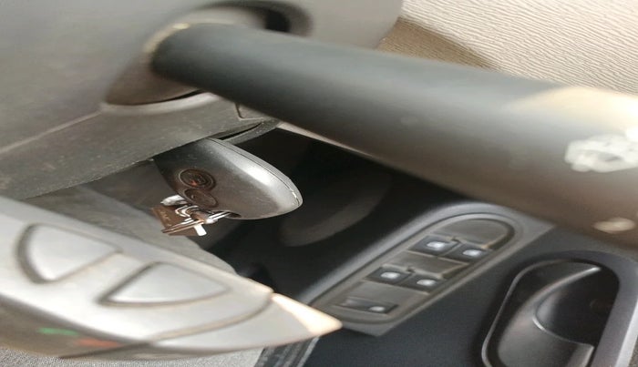 2015 Renault Duster RXL PETROL, Petrol, Manual, 57,328 km, interior