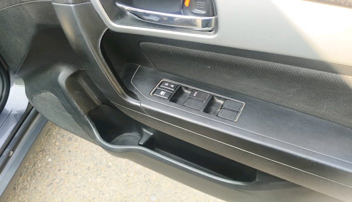 2021 Maruti Vitara Brezza ZXI PLUS, Petrol, Manual, 82,026 km, interior