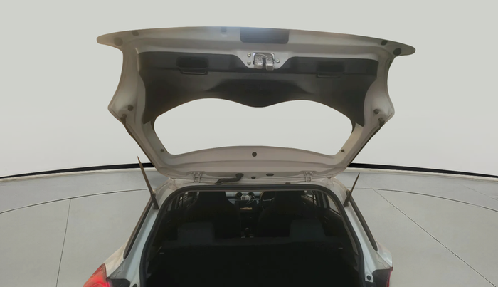 2019 Maruti Swift LXI, Petrol, Manual, 17,401 km, exterior