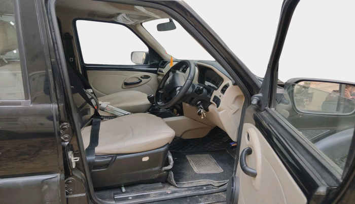 2022 Mahindra SCORPIO CLASSIC S 7STR, Diesel, Manual, 51,682 km, interior