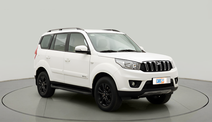 2018 Mahindra TUV300 T8, Diesel, Manual, 1,05,821 km, exterior