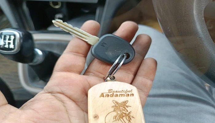 2016 Hyundai Xcent SX 1.2, Petrol, Manual, 1,11,225 km, interior