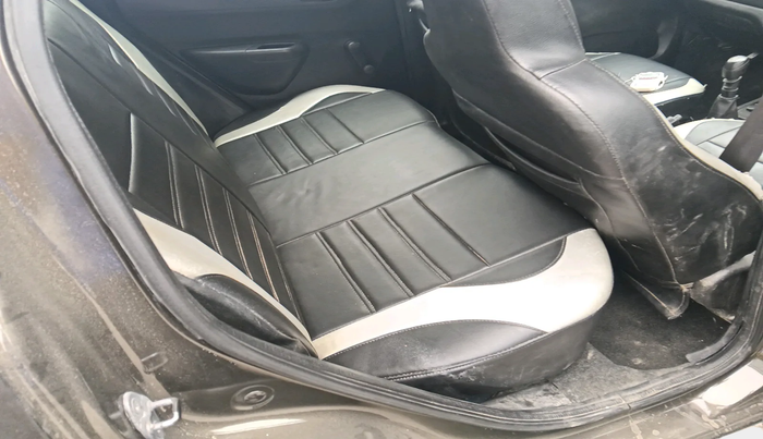 2017 Renault Kwid RXT 1.0, Petrol, Manual, 43,074 km, interior