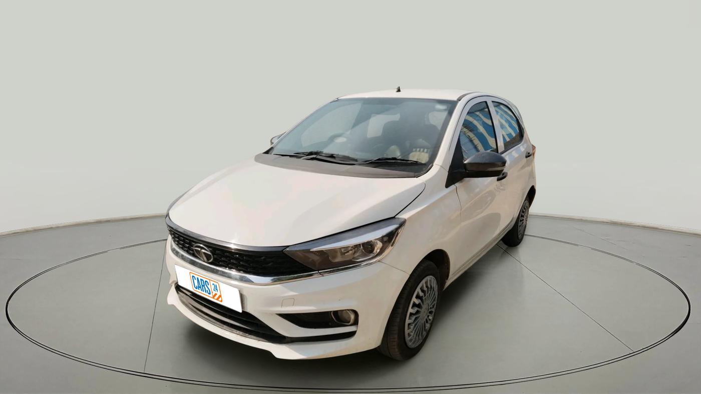 2024 Tata TIAGO NRG XZ MT, Petrol, Manual, 9,296 km, exterior