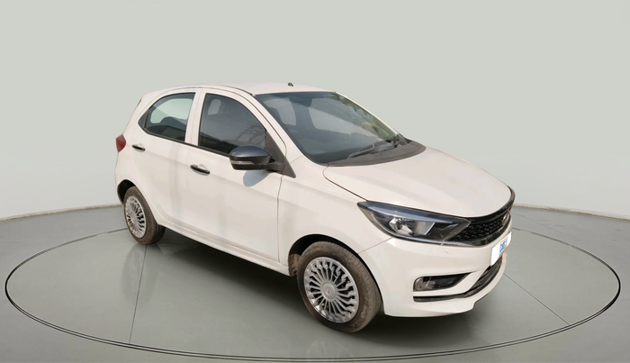 2024 Tata TIAGO NRG XZ MT, Petrol, Manual, 9,296 km, exterior