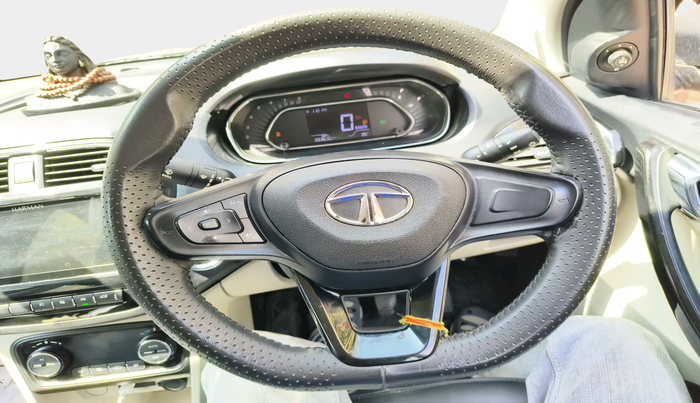 2022 Tata TIGOR XZ PLUS CNG, Petrol, Manual, 55,363 km, interior