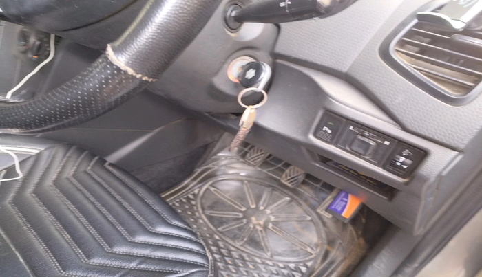 2016 Maruti Vitara Brezza VDI, Diesel, Manual, 89,719 km, interior