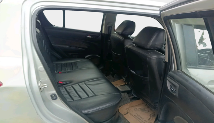 2014 Maruti Swift VXI, Petrol, Manual, 1,04,860 km, interior