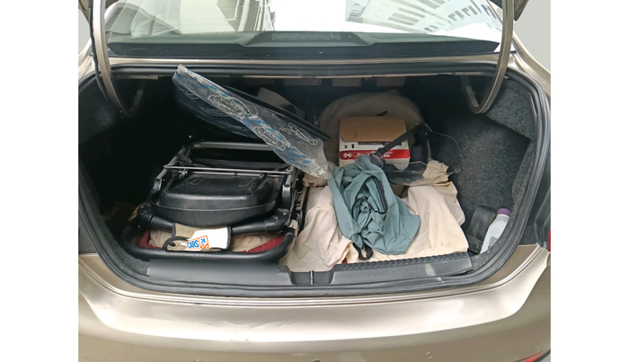 2015 Volkswagen Vento HIGHLINE PETROL AT, Petrol, Automatic, 93,178 km, exterior