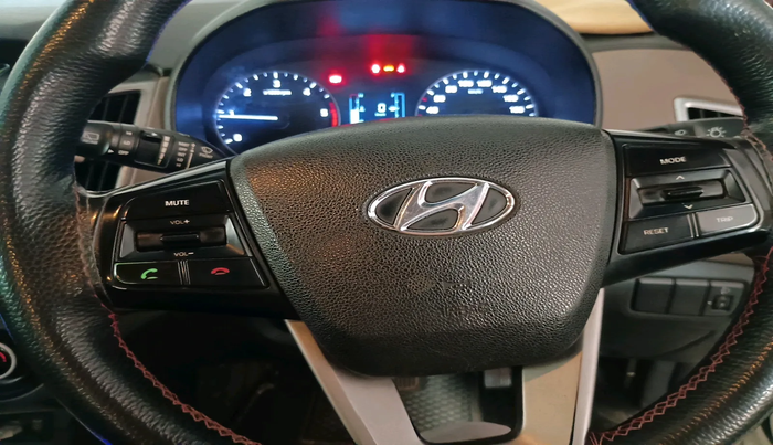 2017 Hyundai Creta SX PLUS AT 1.6 DIESEL, Diesel, Automatic, 1,25,204 km, interior