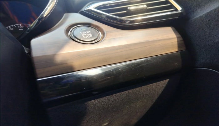 2022 Tata Harrier XZ PLUS 2.0L KAZIRANGA, Diesel, Manual, 33,433 km, interior