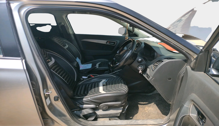 2017 Maruti Vitara Brezza ZDI, Diesel, Manual, 1,33,419 km, interior