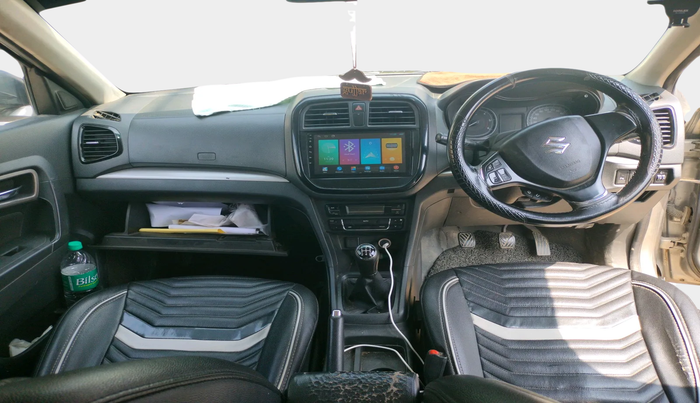 2017 Maruti Vitara Brezza ZDI, Diesel, Manual, 1,33,419 km, interior