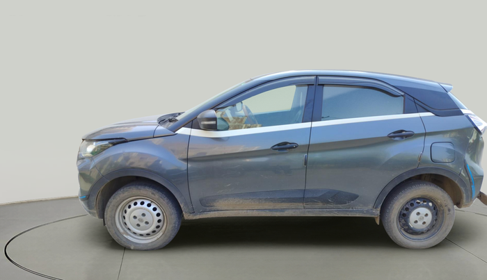 2022 Tata NEXON XE PETROL, Petrol, Manual, 56,563 km, exterior