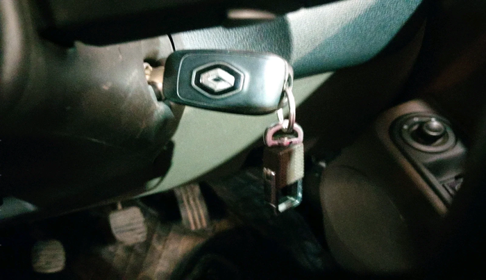 2019 Renault Duster 85 PS RXS MT DIESEL, Diesel, Manual, 1,08,162 km, interior