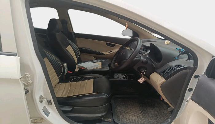 2014 Hyundai Eon ERA + LPG, Petrol, Manual, 1,29,310 km, interior