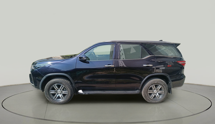 2022 Toyota Fortuner 4X2 AT 2.8 DIESEL, Diesel, Automatic, 39,724 km, exterior